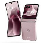 Motorola представили обновленный модельный ряд смартфонов Razr с гибкими экраном